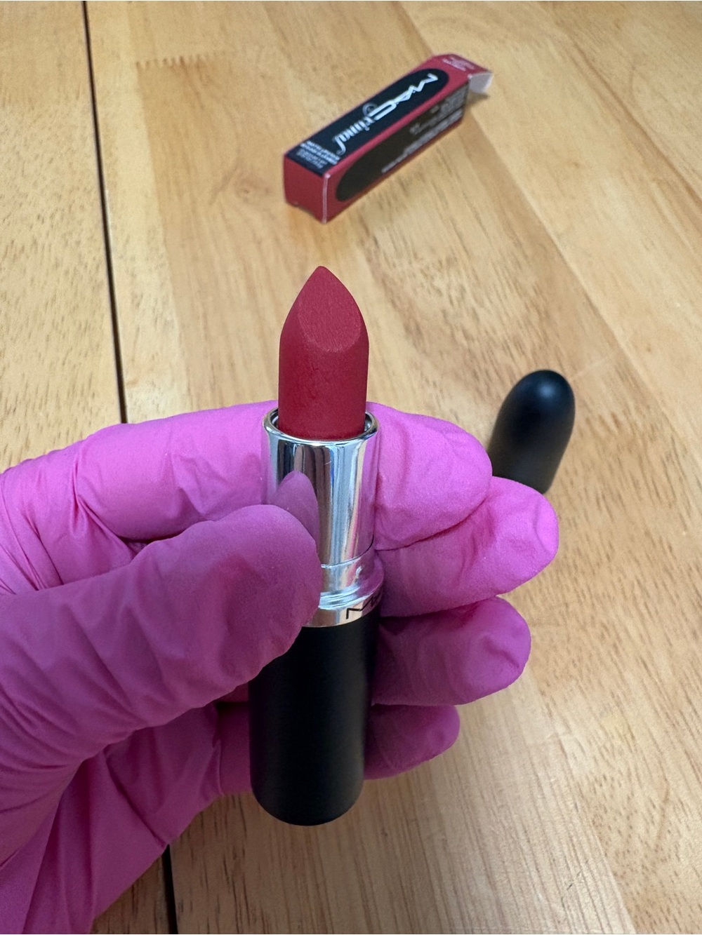 M•A•C XIMAL Matte Lipstick in 612 RUSSIAN RED, silky matte, full Sz 0.12oz, BNIB - Picture 4 of 12